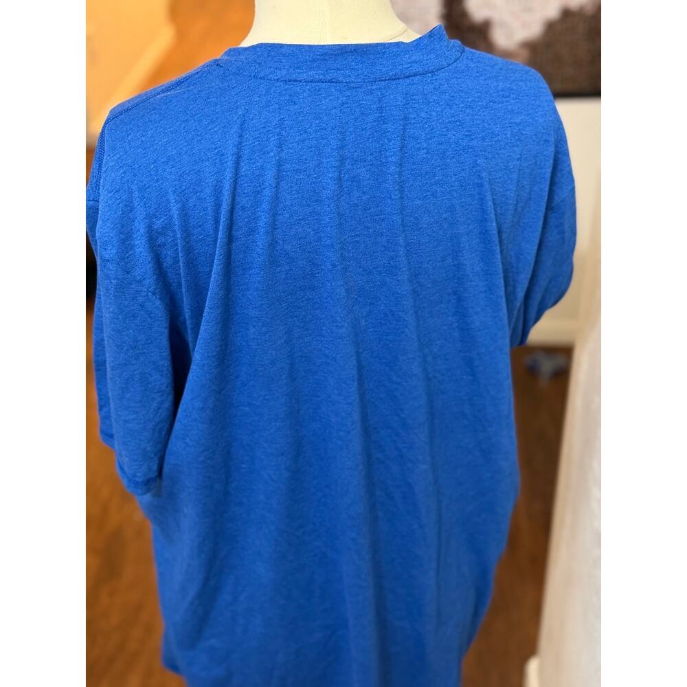 Adidas unisex tee shirt - Picture 2 of 2